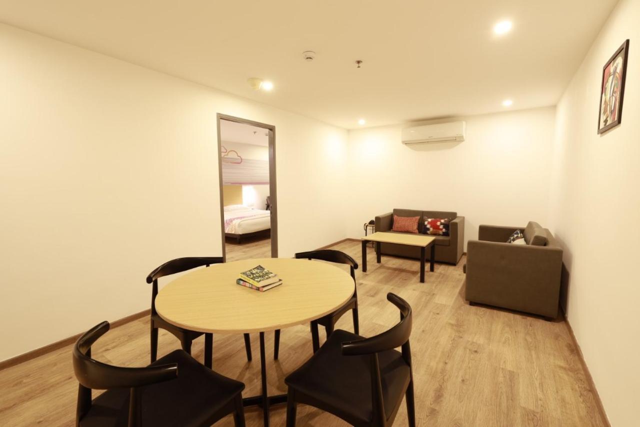 Hotel Ginger Rto Circle Ahmedabad